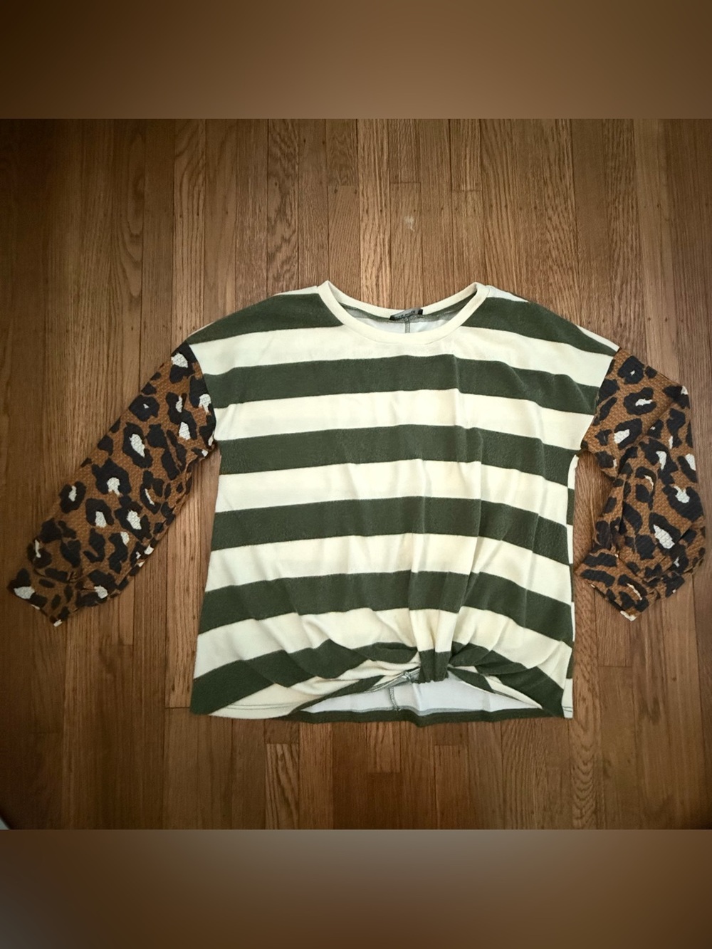 NWOT Rae Mode long sleeve striped shirt cheetah print sleeves w/ ft knot SZ 1XL